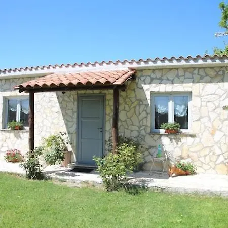 Da Corinne Clery- Il Casale di Coco Bed & Breakfast